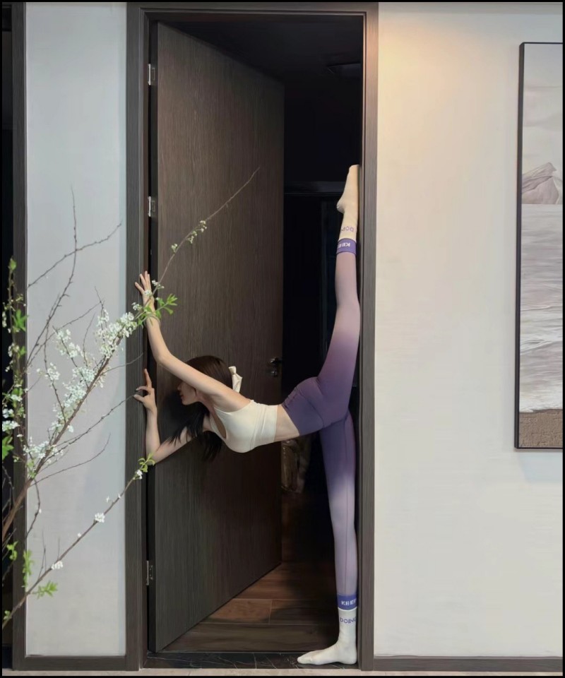 妈妈让我戴上避孕套的下一句是啥,免费完整版中文